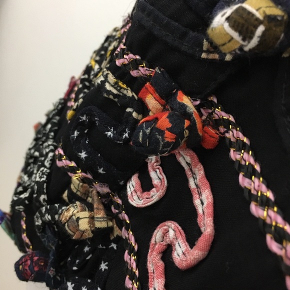 Soul Mates | Colorful Detailed Ribbon Vest - Picture 6 of 9